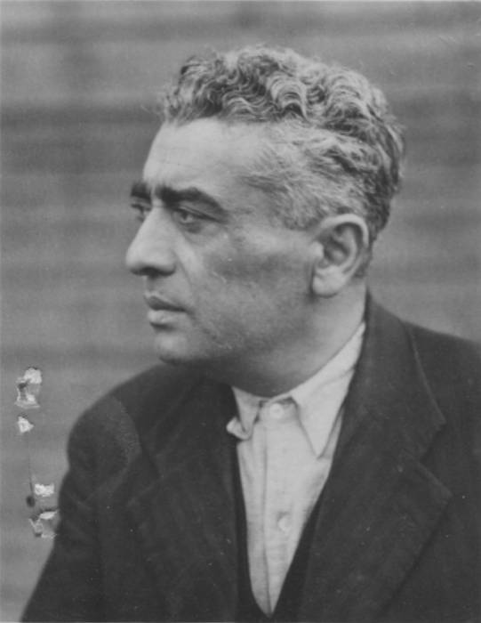 Muğanli 1947. Quelle: Stadtarchiv Schwabach Meldeamt Abgabe 2000 Nr. 88-4... Muğanli 1947. Quelle: Stadtarchiv Schwabach Meldeamt Abgabe 2000 Nr. 88-4...